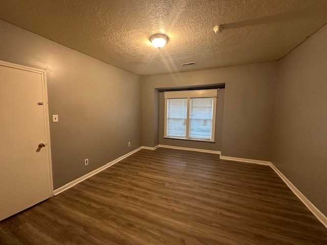 Photo - 2099 Forrest St