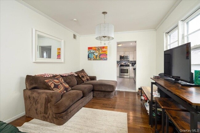 Photo - 525 E Beech St Unit 1st Fl