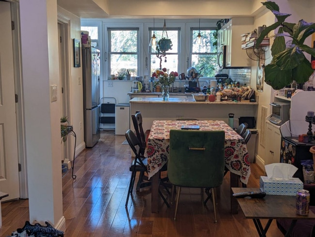 Photo - XX8 Bryant St NE