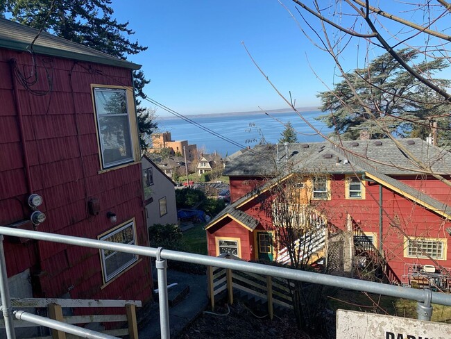 Photo - Bay-View 1Bed/1Bath Duplex Near WWU Unit #101