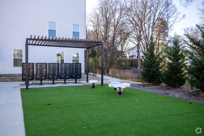 Photo - Townes at Five Points