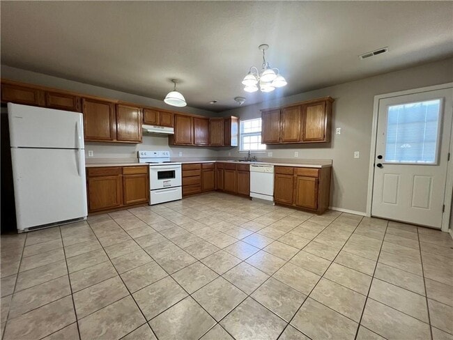 Photo - 650 Appleridge Dr