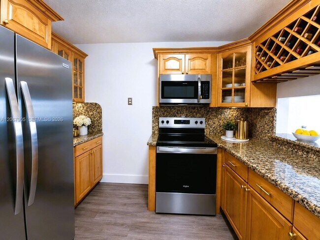 Photo - 1945 NW 29th St Unit Apt 8
