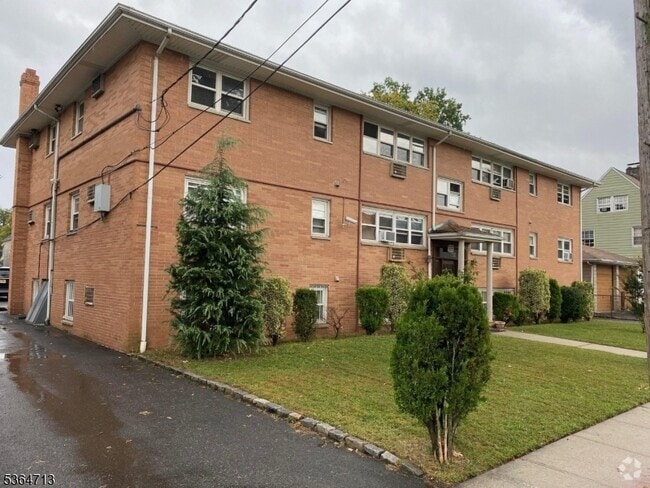 Building Photo - 745-751-751 Hazard Pl Unit 745-751 Rental