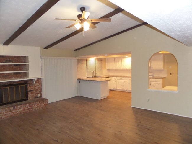 Photo - 14611 Leacrest Dr