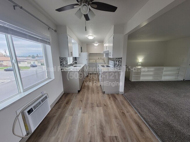 Photo - 1817 Cartmell St Unidad 211