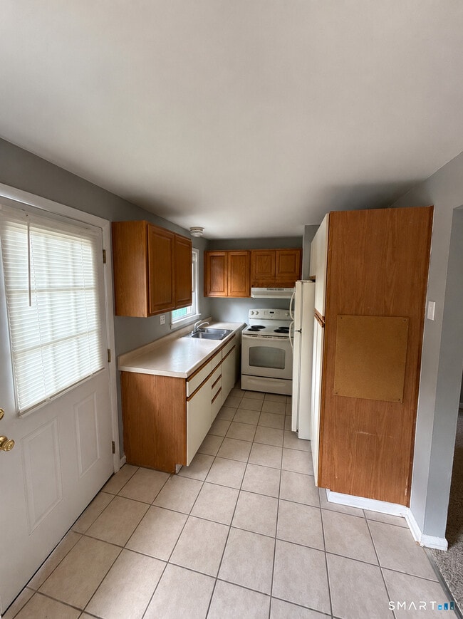 Photo - 144 E Main St Unit 24D