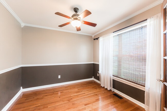 Photo - 841 Pond Brook Ave