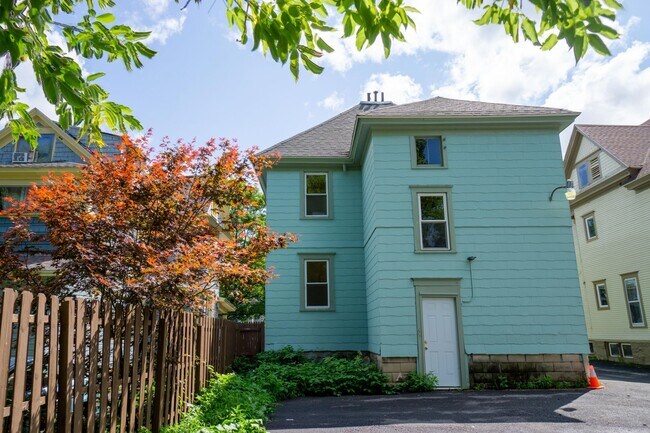 Photo - 450 Westcott St Unit Westcott 450.2
