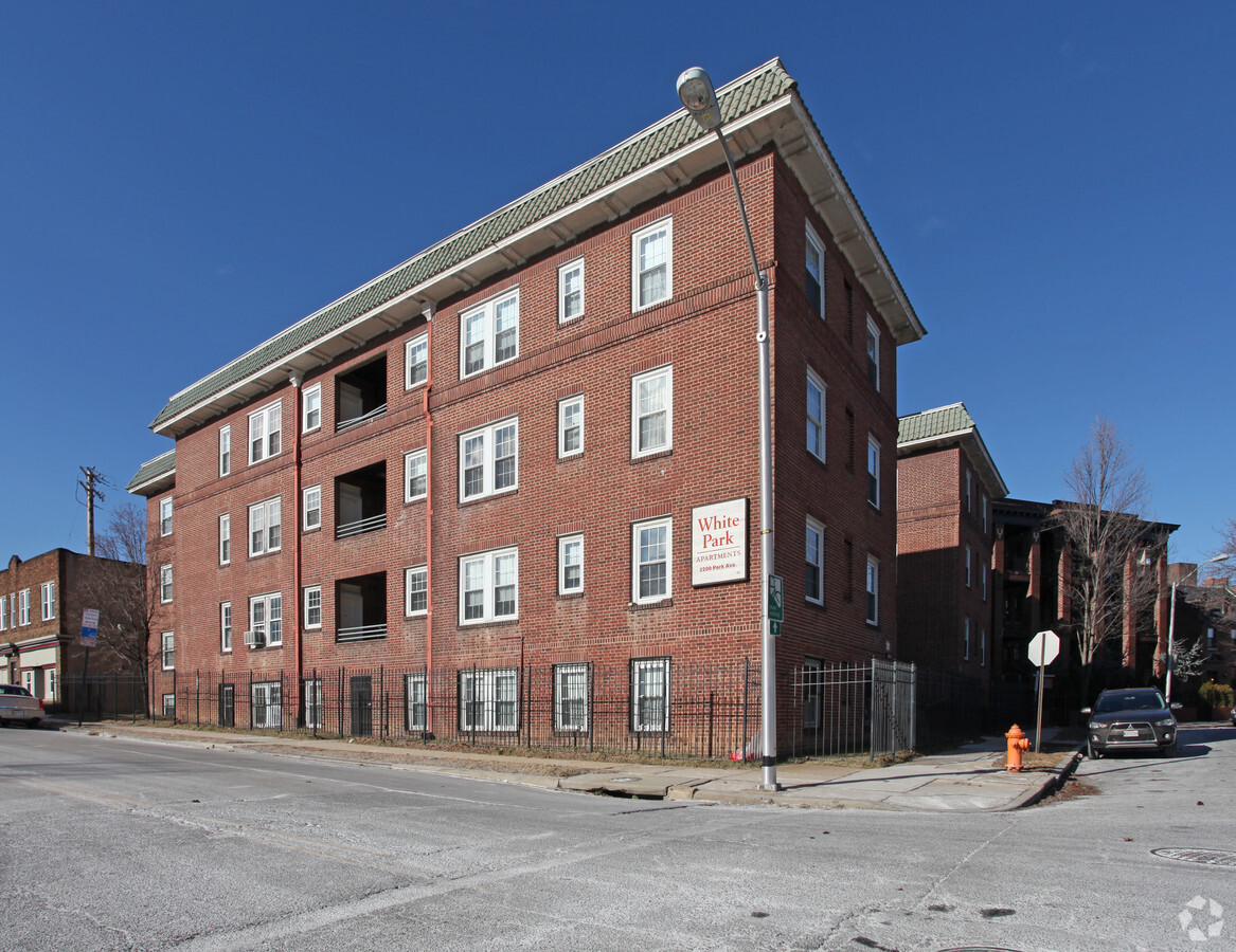 Photo - 2200-2204 Park Ave Apartments