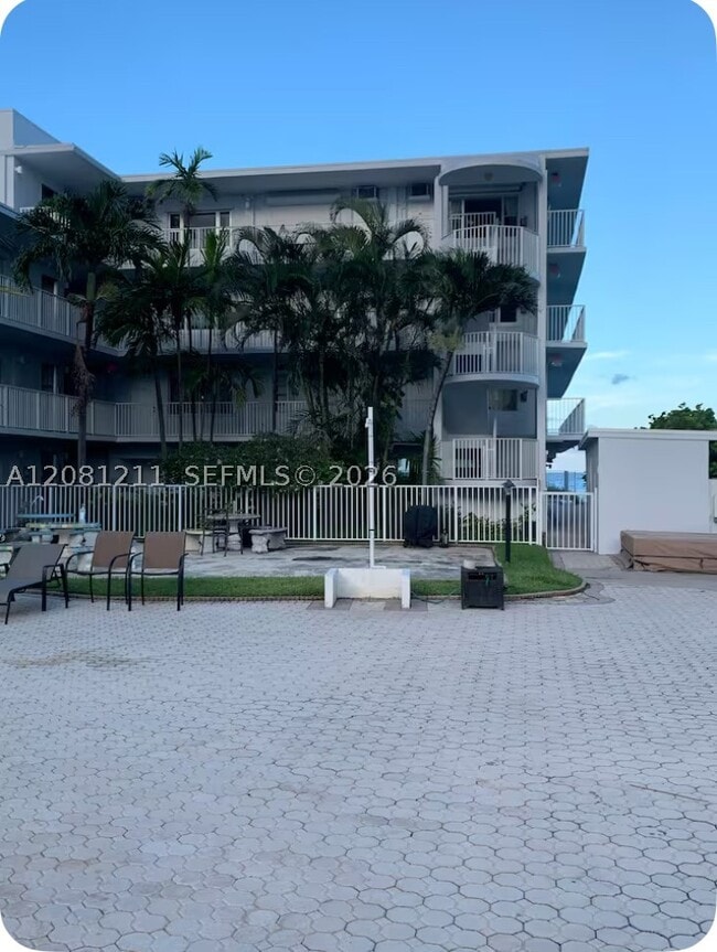 Building Photo - 1480 S Ocean Blvd Unit 218