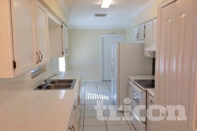 Photo - 477 Sundown Trail