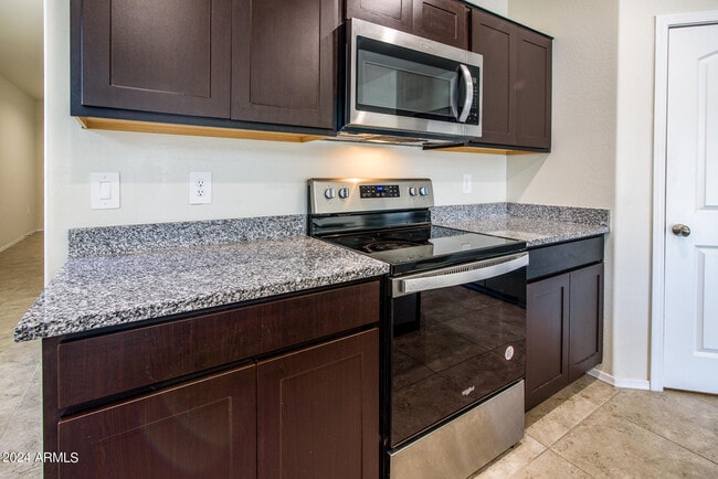 Photo - 35445 W San Alvarez Ave