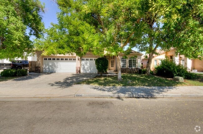 Building Photo - 9326 N Jade Ave Rental