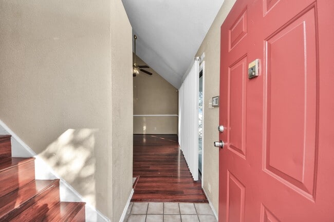 Photo - 14550 Fonmeadow Dr Unidad 1504