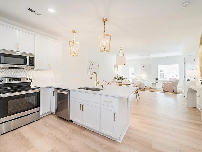 Photo - 556 Leesville Rd Townhome