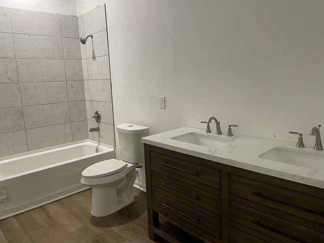 Photo - 2310 Butler Dr