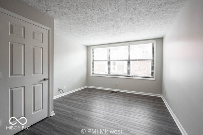 Photo - 3736 N Meridian St Unit 10