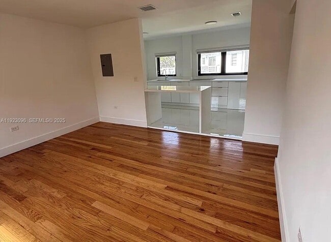 Photo - 430 Malaga Ave Unit 2