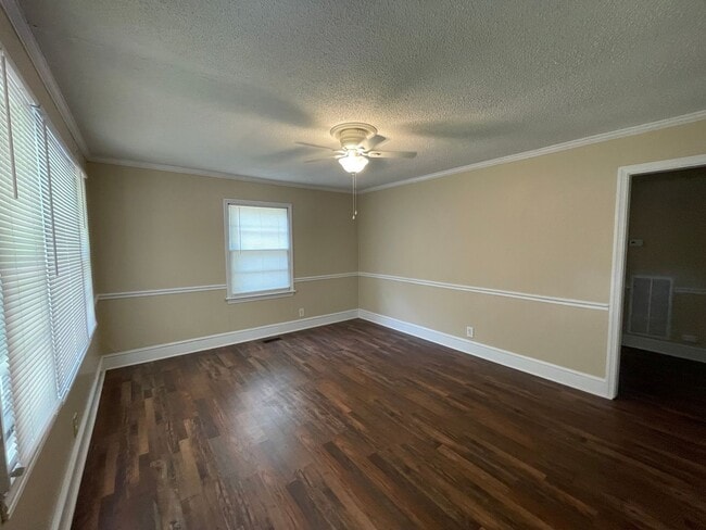 Photo - 112 Waldrop Rd