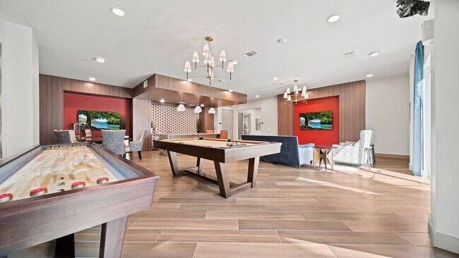 Resident Lounge - The Summit Lofts