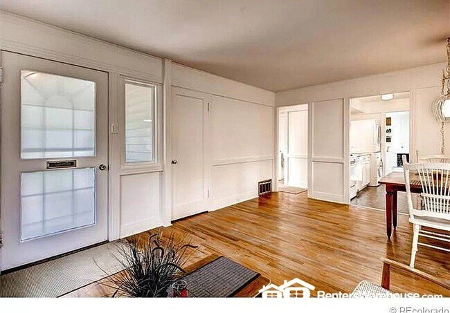 Photo - 3030 S Bellaire St