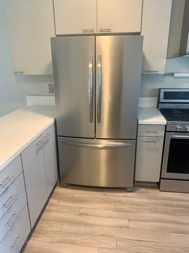 Photo - Remodeled, Upstairs 2BD / 1BA Condo Less Than 1/2 Mile From the Beach
