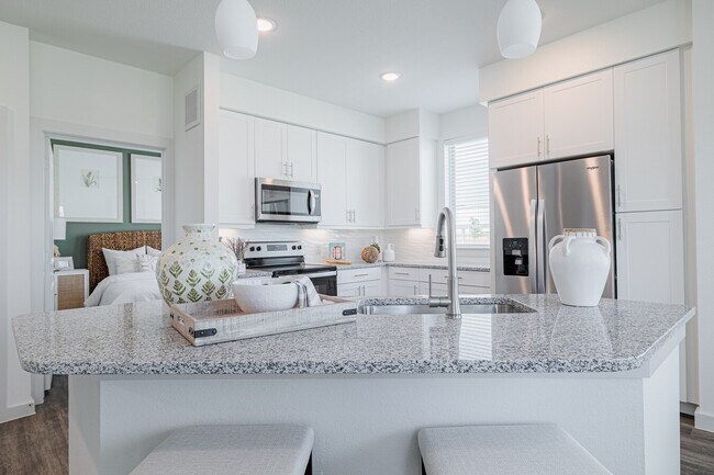 Photo - Live Rent-Free for 8 Weeks + Pocket a $500... Unit WO2