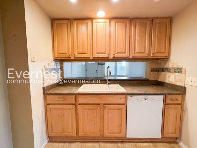 Photo - 8208 S High Ct