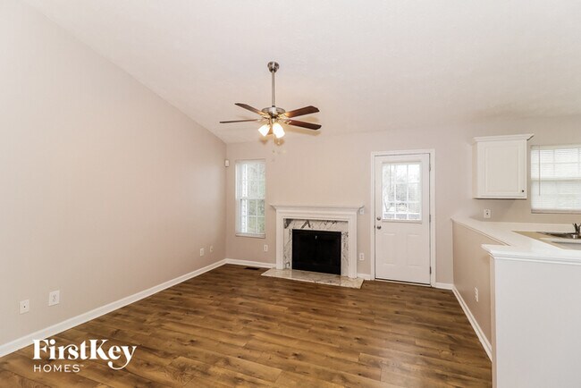 Photo - 8630 Bayhill Dr