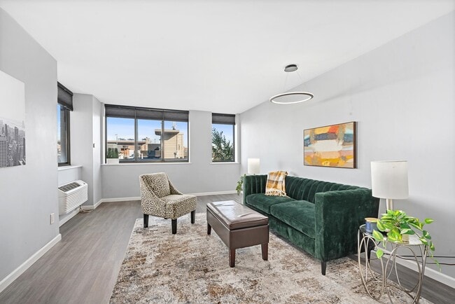 Photo - 300 Newark St. Unit 6