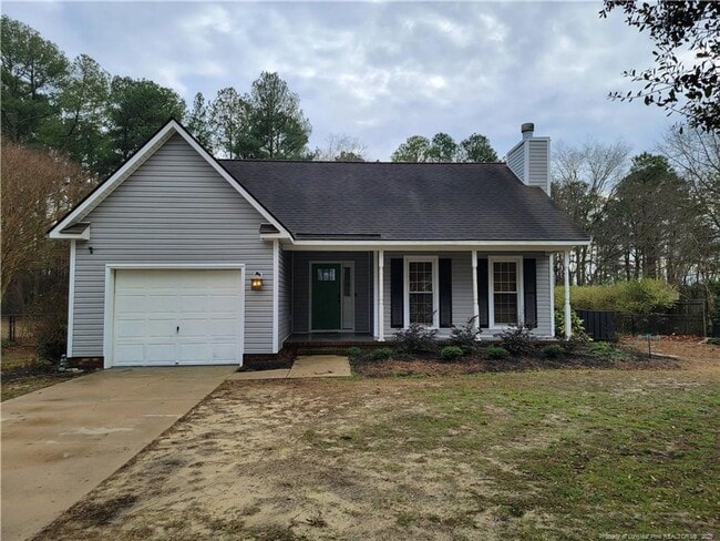 Photo - Charming 3 Bedroom 2 Bath in Grays Creek!