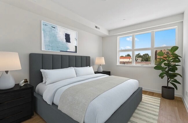 Photo - 3112 Emmons Ave Unit 203