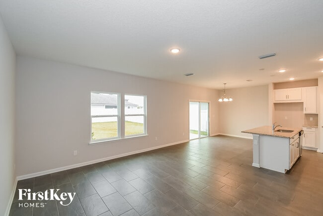 Photo - 529 Chandler Dr