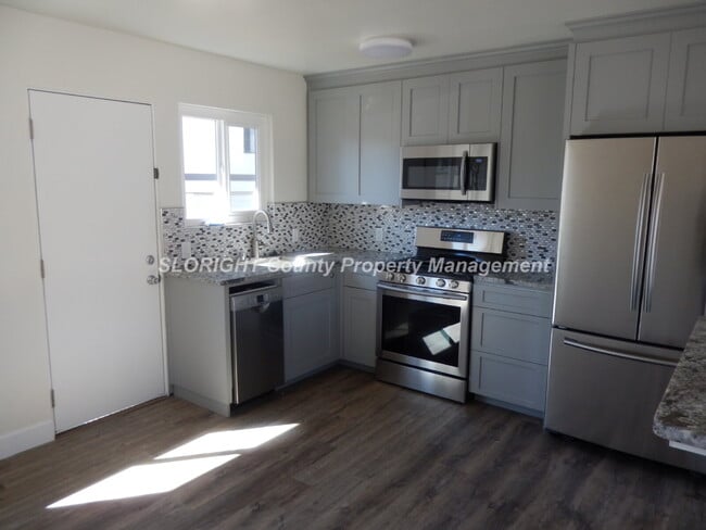 Photo - AVAILABLE MAY- Duplex in Pismo Beach close to Downtown - Front Unit