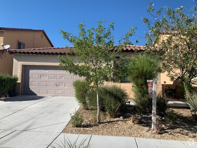 Building Photo - 4320 Desert Park Ave Rental