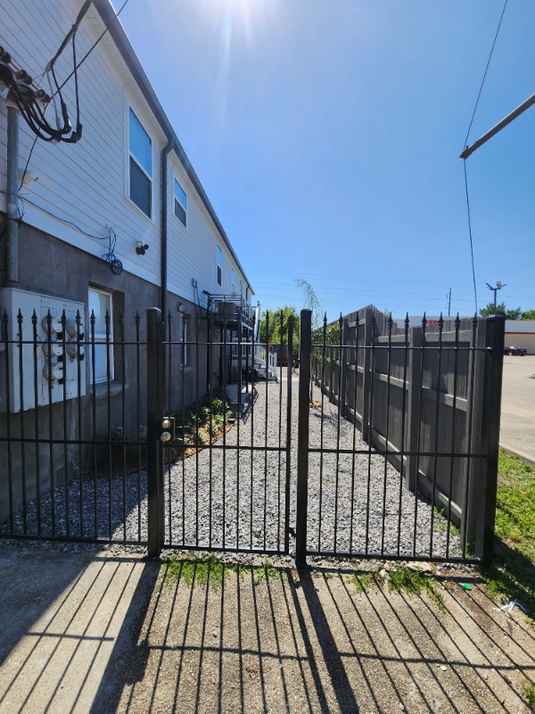 4226 Downman Rd Unit 1