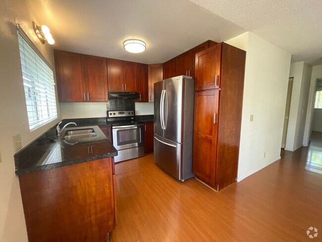 Building Photo - $2,200, 2BR/1BA/2PKG Mililani Parkway Rental