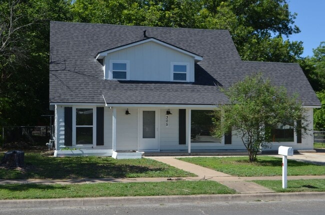 Vintage & Modern! - Vintage & Modern! House