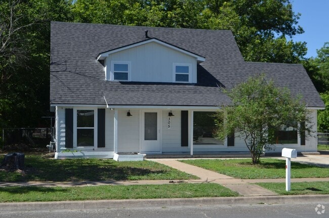 Building Photo - Vintage & Modern! Rental