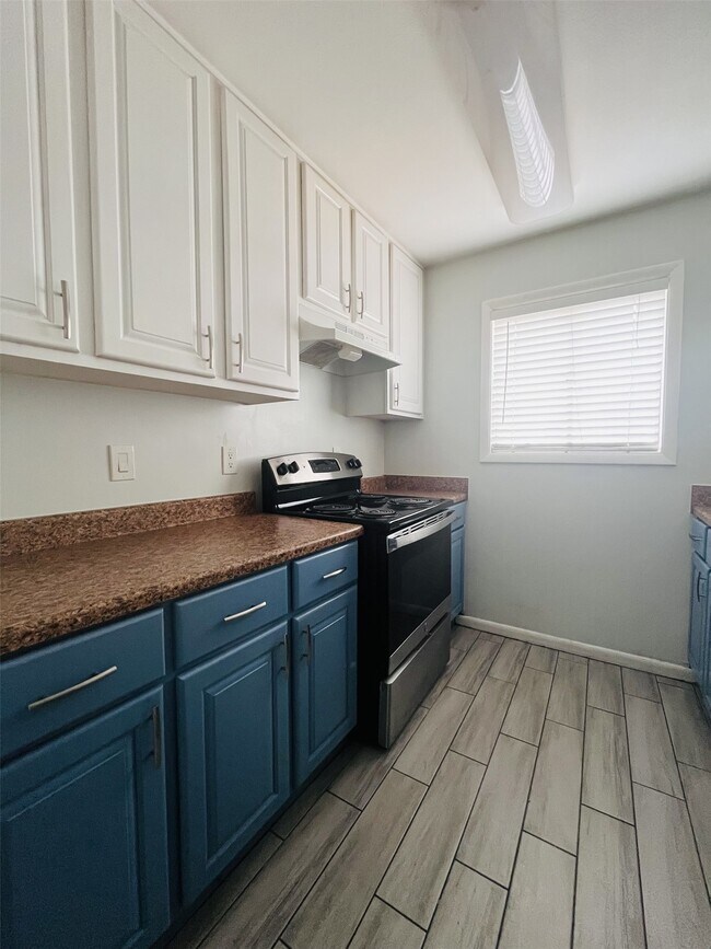 Photo - 5123 Del Monte Dr Unidad 2