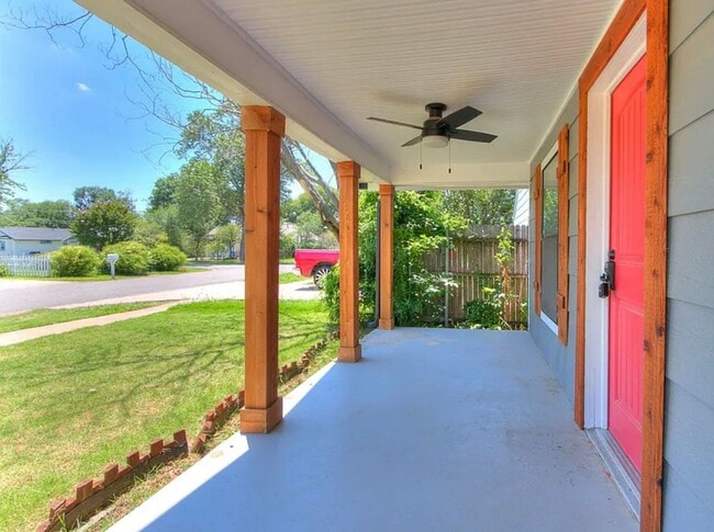 Photo - Fully Remolded 2bed/2bath with a Versatile...