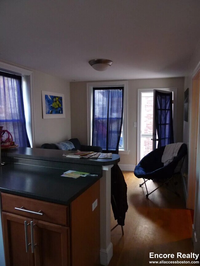Photo - 836 Huntington Ave Unit 3