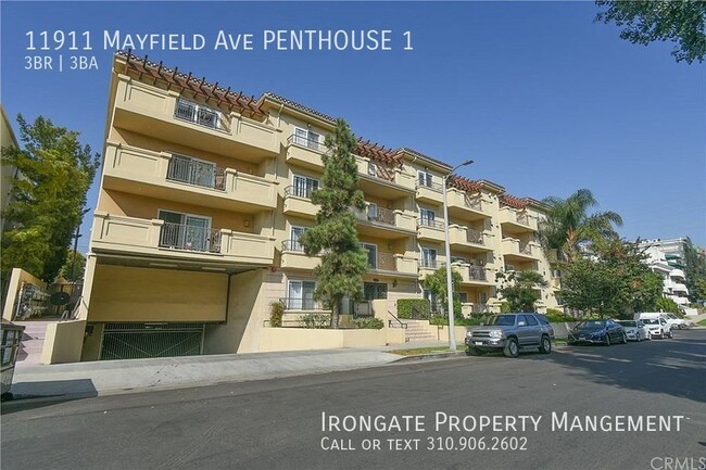 Photo - 11911 Mayfield Ave Condominio