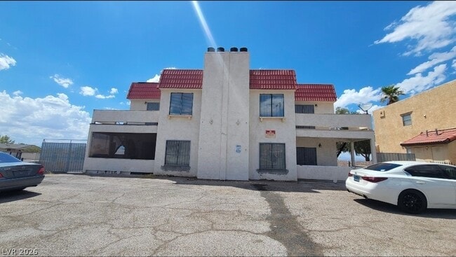 Building Photo - 2377 Exeter Dr