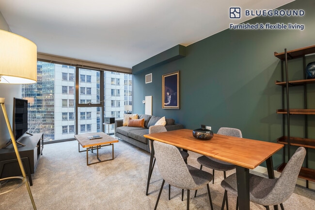 Photo - 210 N Wells St Unit FL14-ID211