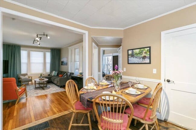 Photo - 46 Russell St Unidad ID1328029P