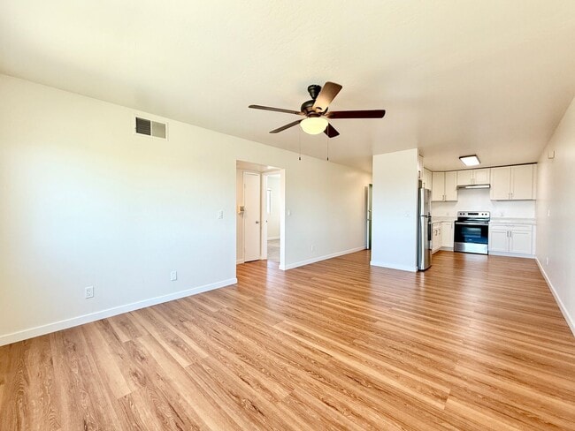 Photo - 670 Hillside Blvd Apartment Unit # 4