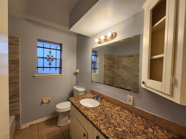 Photo - 9619 Guest St