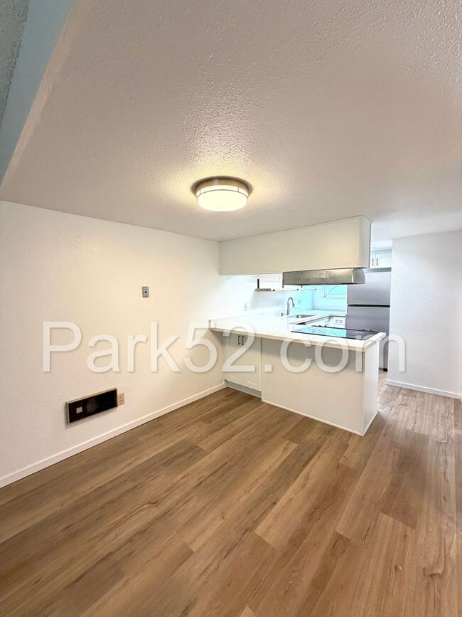 Photo - Updated 2 Bedroom University Place Townhome